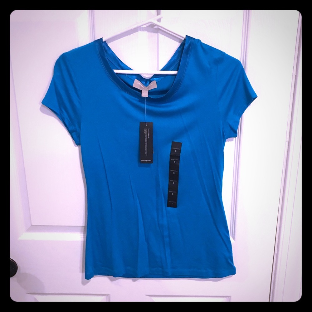 Banana republic t shirt